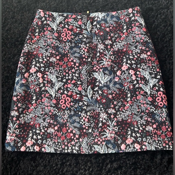 H&M Dresses & Skirts - Floral Embroidered Skirt